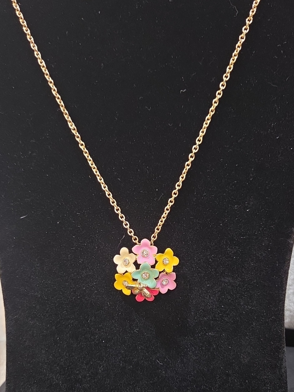 LIZ CLAIRBORNE FLORAL NECKLACE